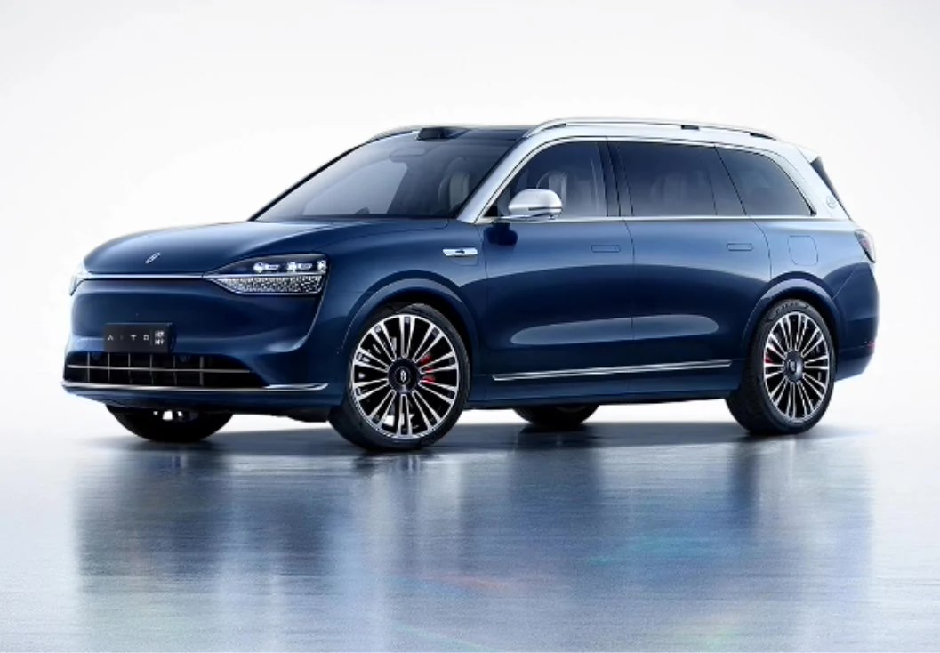 投注：華爲鴻矇智行耑午三天全系車型大定破 7000 台，單日新增約 2500 台